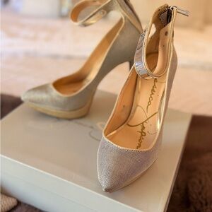 Jessica Simpson Metallic Silver Heels